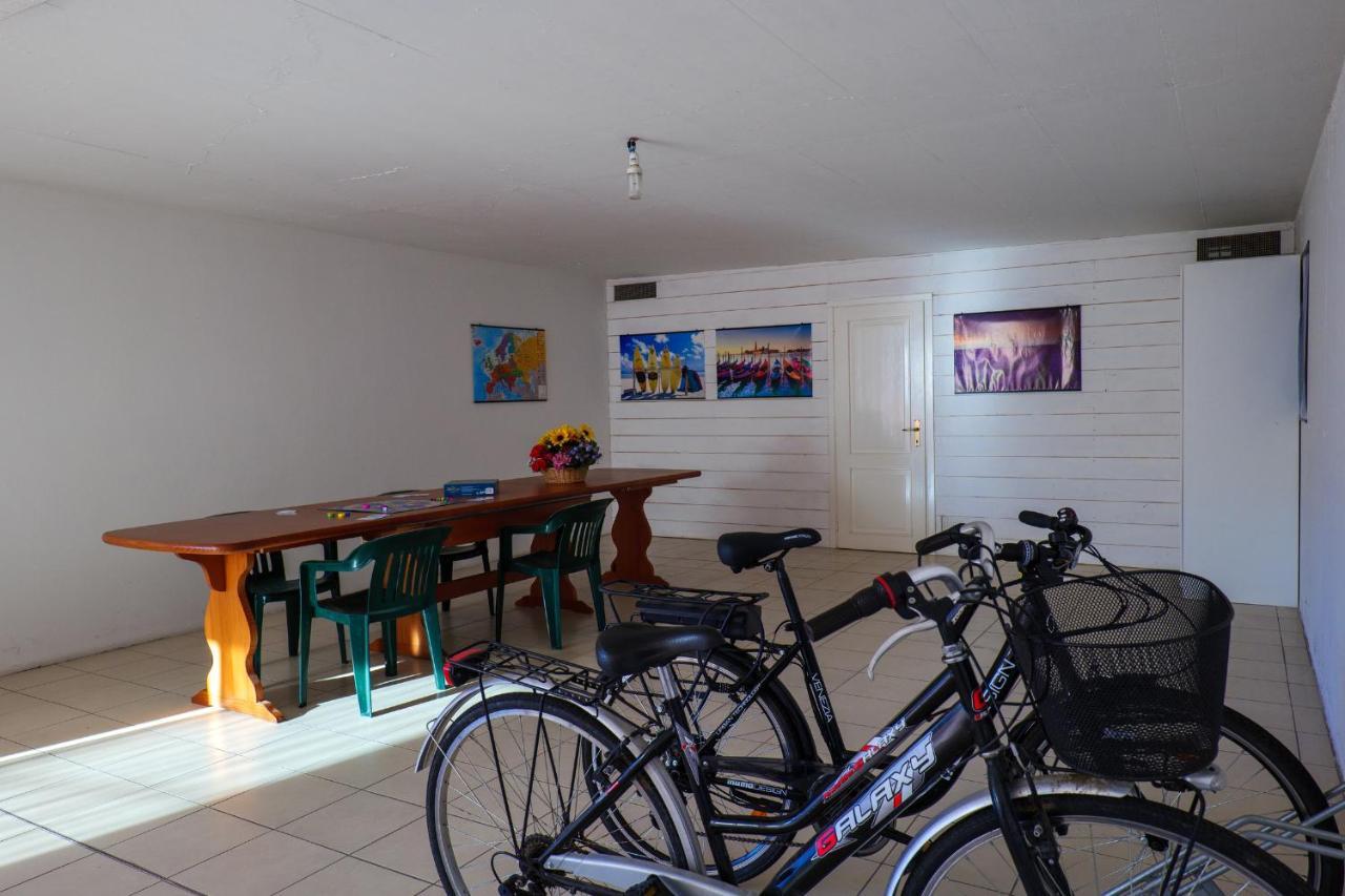 קוליקו Residence Girasole Casa Rossa A מראה חיצוני תמונה